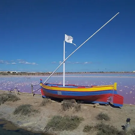 Climatisé 2/3 Pers Avec Parking à - Fr-1-796-97 * Gruissan